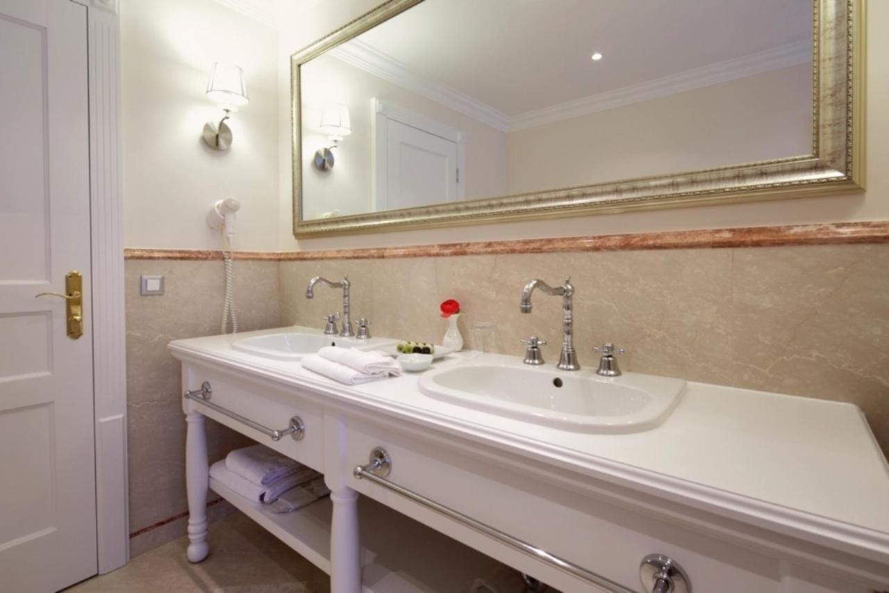 Luxury Rooms Villa Jadranka Makarska Esterno foto